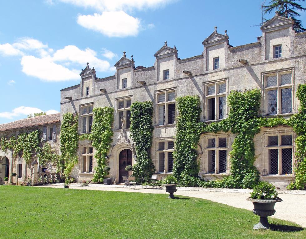 Chateau De Maumont Magnac-sur-Touvre Exteriér fotografie